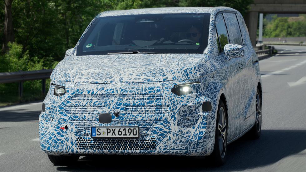Η Mercedes VLE έκανε το Στουτγκάρδη-Ρώμη με δύο 15λεπτες φορτίσεις